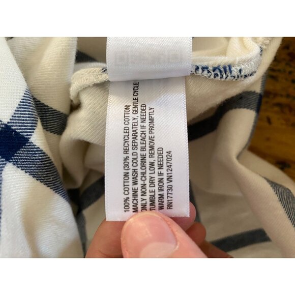 Universal Thread Womens White Blue Button Up Shirt Oversized M Cotton - Picture 5 of 6